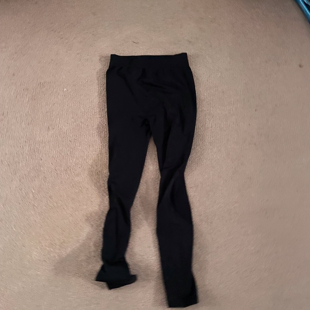 Black leggings